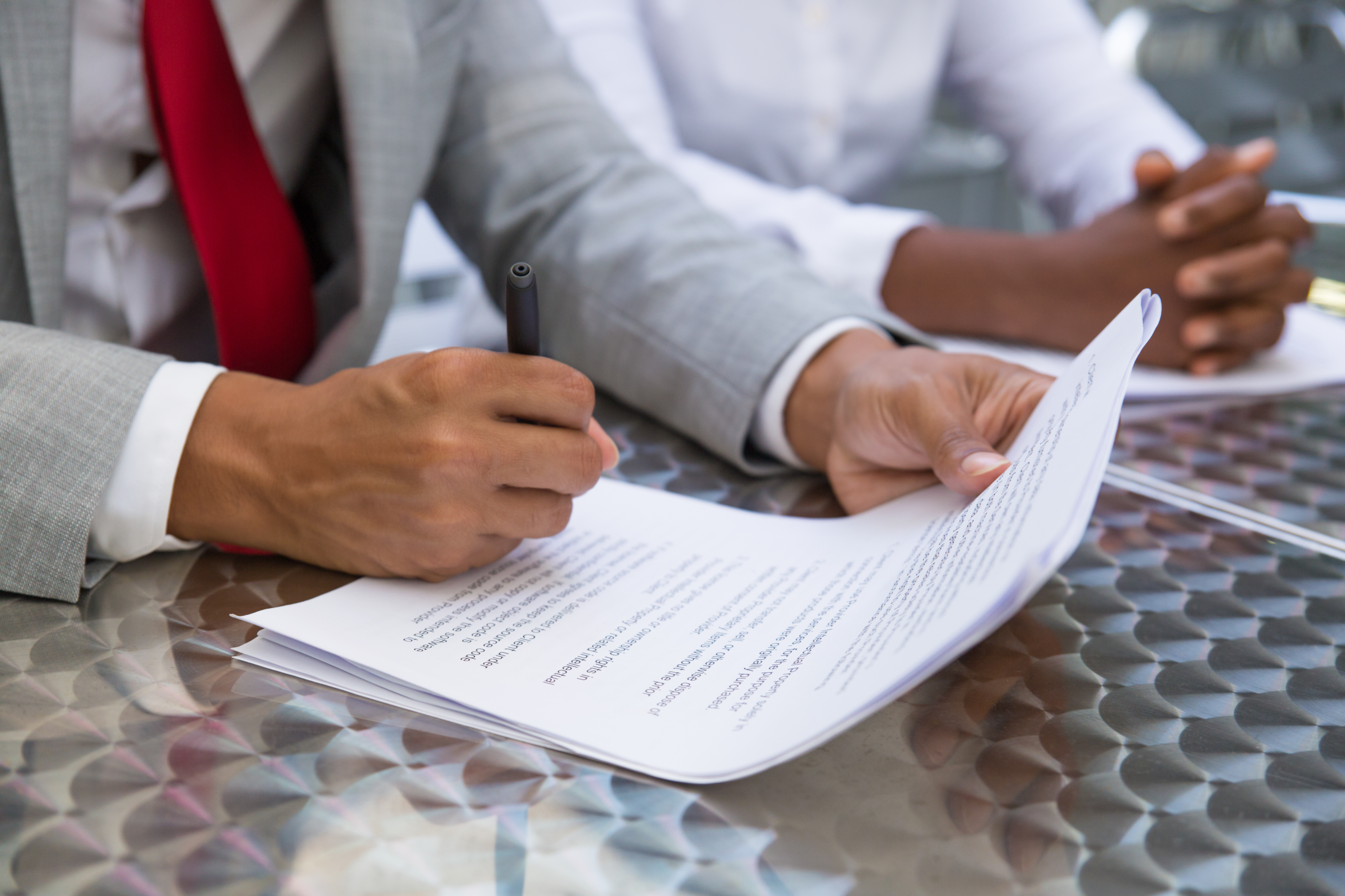 Severance Agreements for Contract Workers: How to Handle Severance