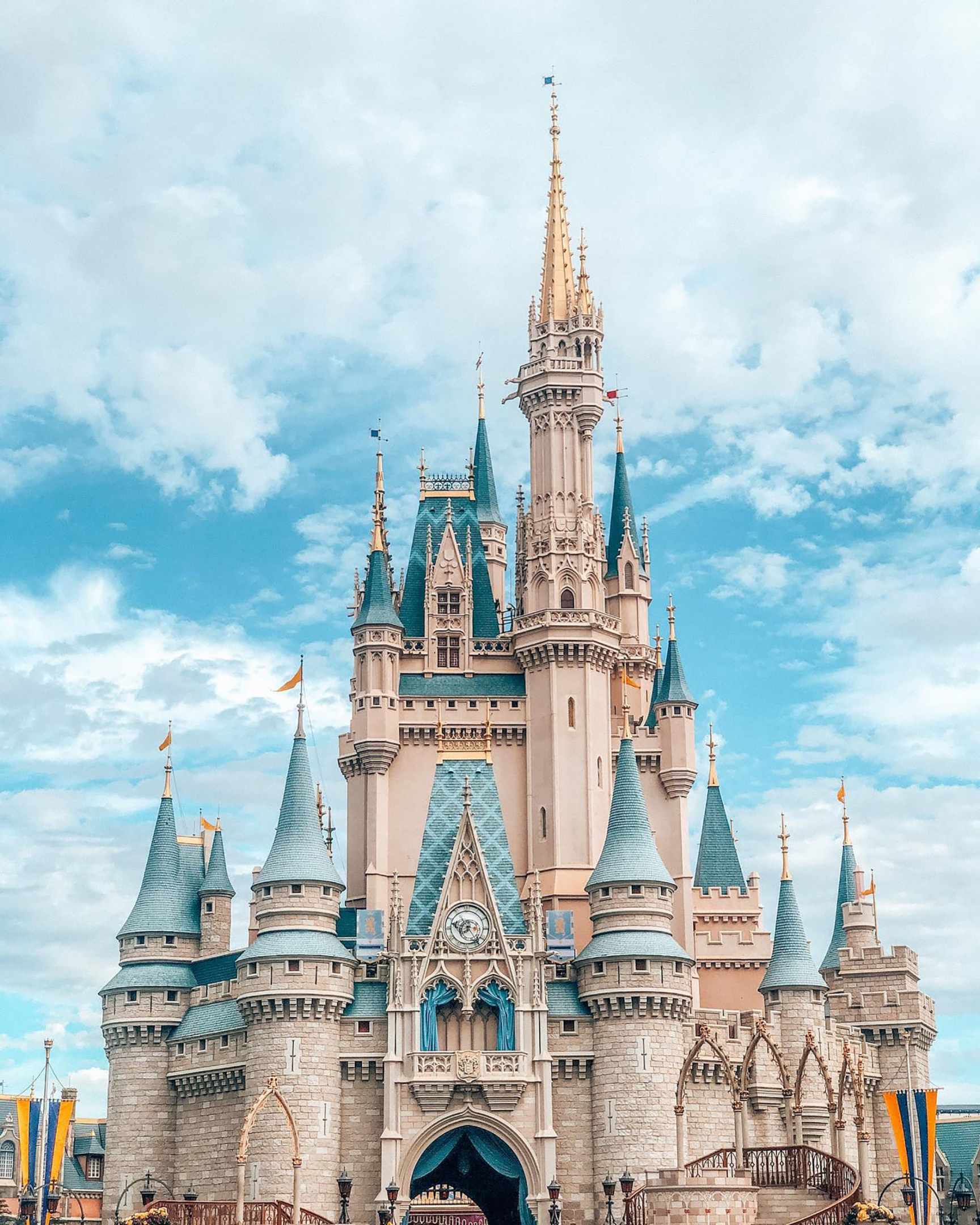 Disney World draws thousands of people to Florida annually