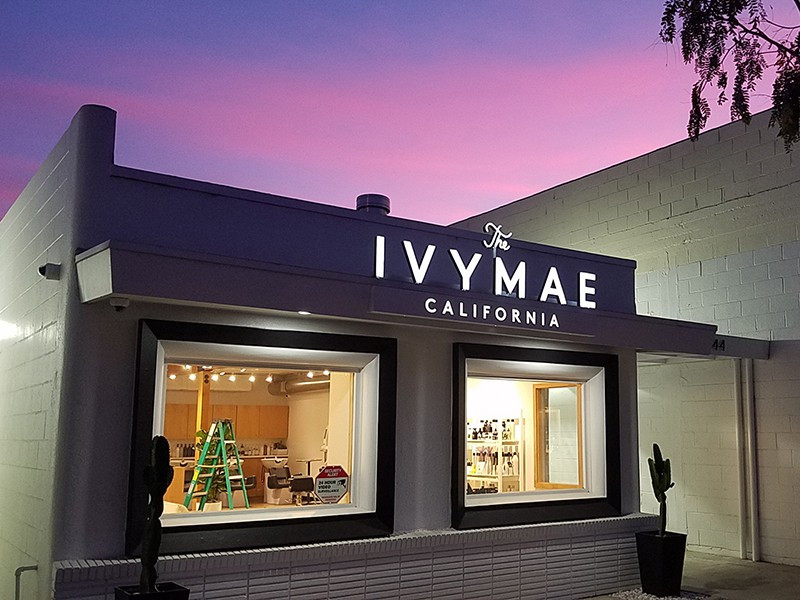 Building Signs – The Ivy Mae Salon channel letter sign in Ventura, CA. Clean and sophisticated custom lighted signs.