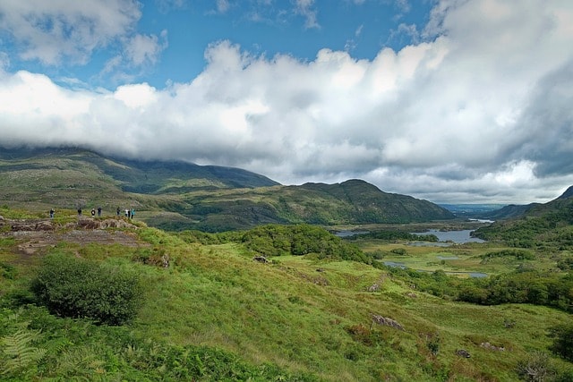 kerry located iveragh peninsula