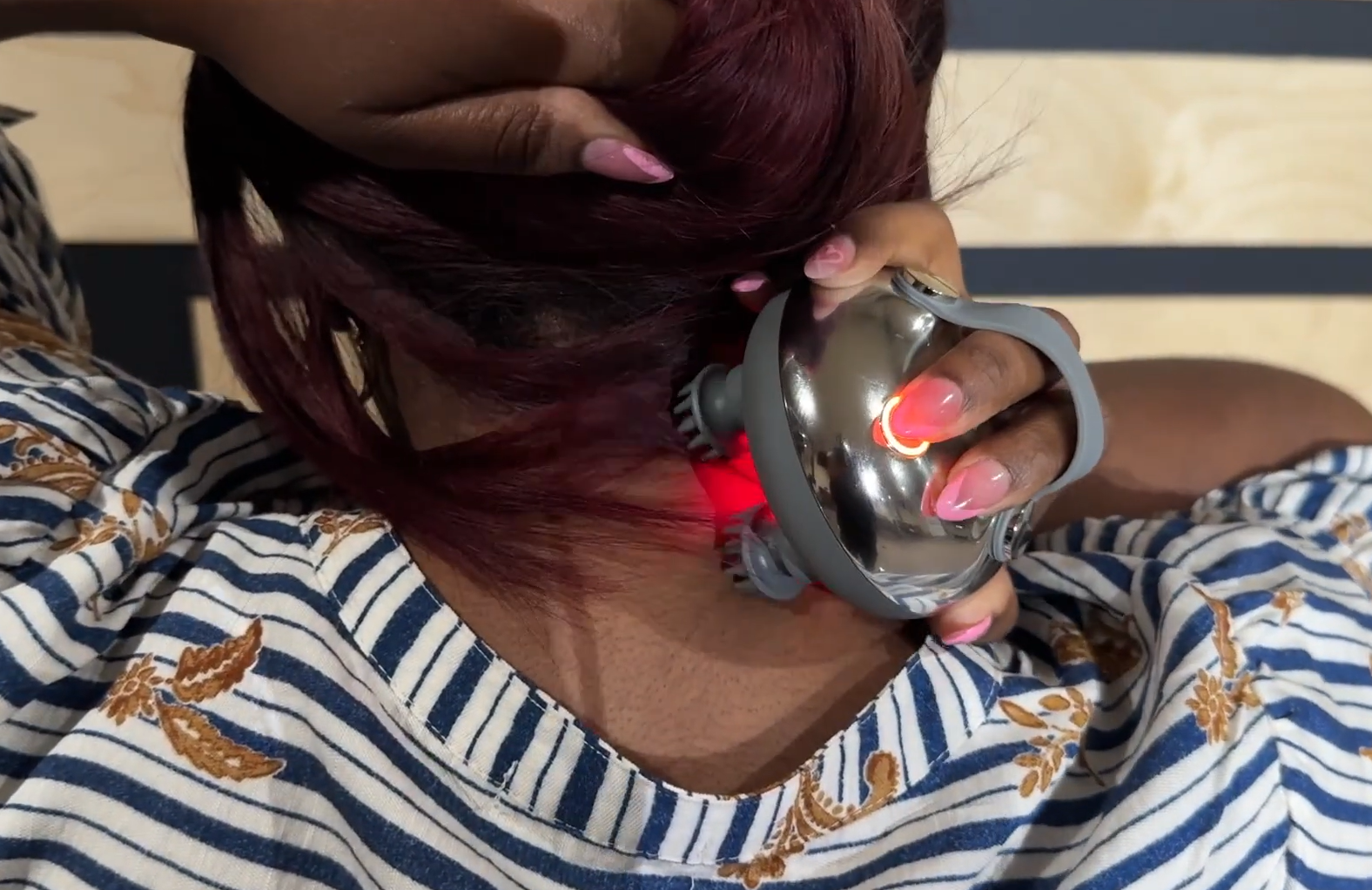 massager used on the neck