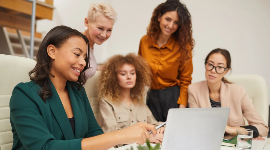 efektywne prowadzenie spotkań handlowych, szkolenia sprzedażowe prowadzone, bogatej oferty, długotrwałych relacji, osiągnięcia sukcesu, szukasz szkolenia trakcie szkoleń, praktyczne wskazówki, efektywne zarządzanie, handlowców obejmują, prowadzeniu szkoleń, zakresu sprzedaży, umiejętności interpersonalnych, wieloletnie doświadczenie zawodowe, doświadczonych sprzedawców, dziedzinie sprzedaży, handlowców szkolenia