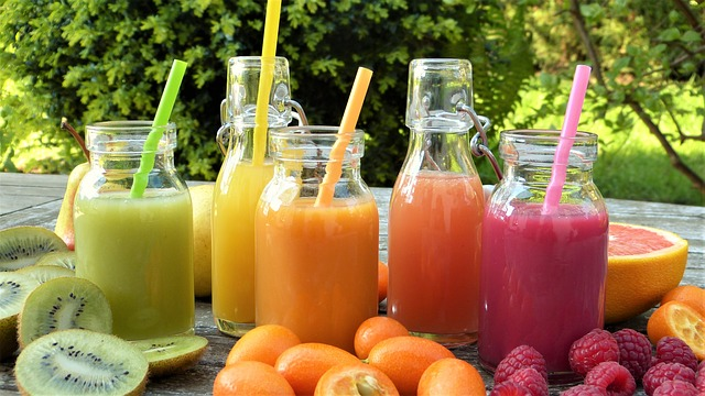 Get fresh juices from the Haseel app