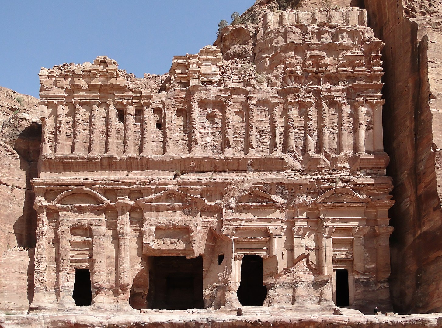 A Mesmerizing Place - PETRA Palace Tomb