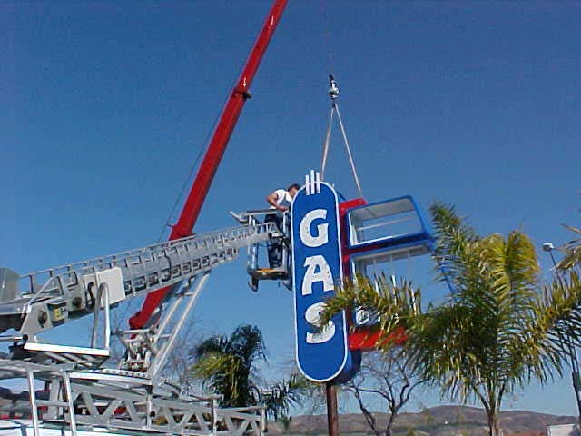 You can't go wrong with pylon signage especially when you are a gas station, like this neon sign in Fillmore, CA.