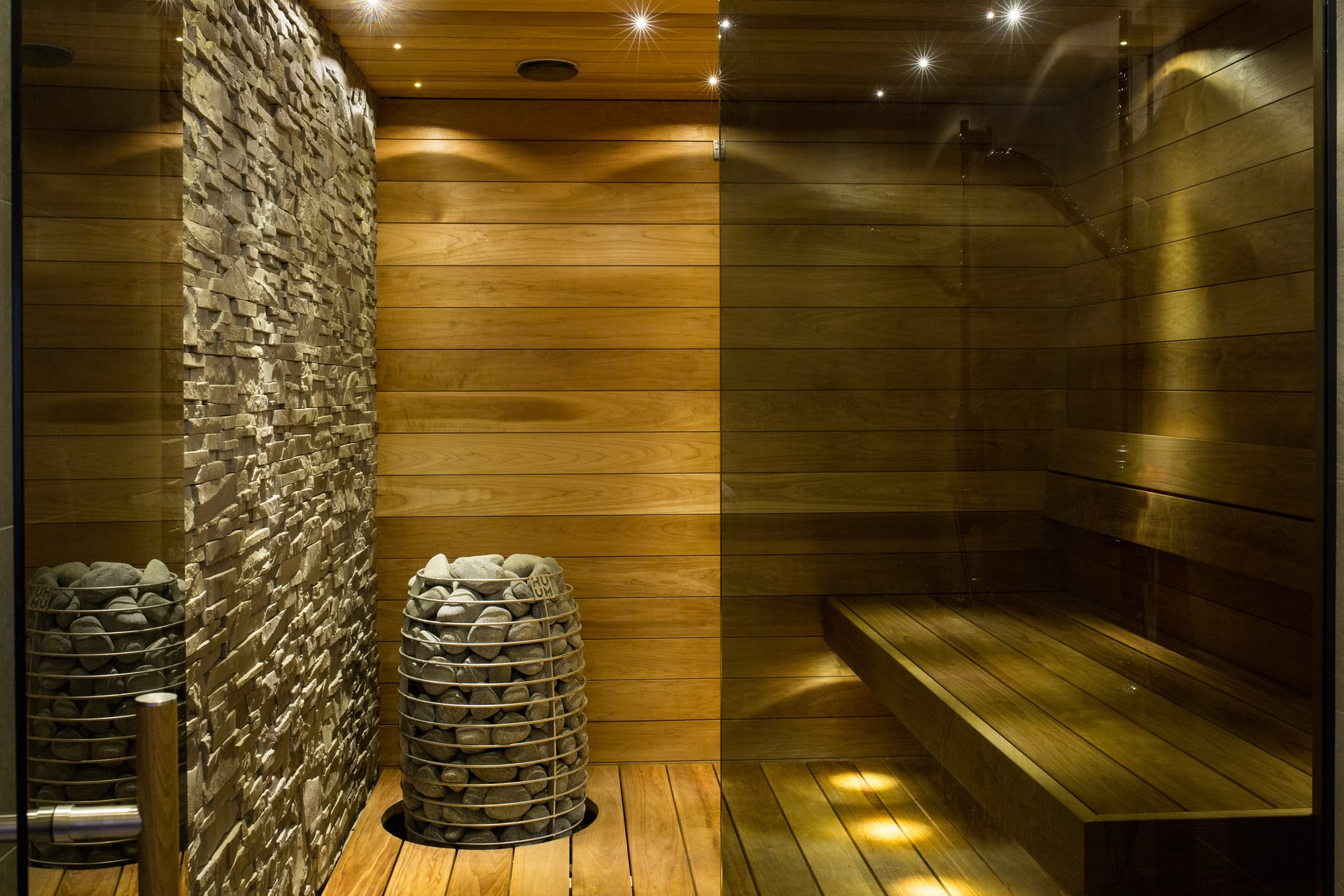 Health benefits of using a sauna.