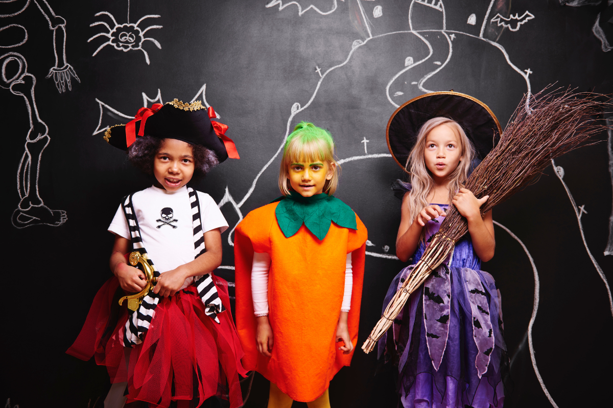 An illustration of DIY trio Halloween costumes with creative ideas.