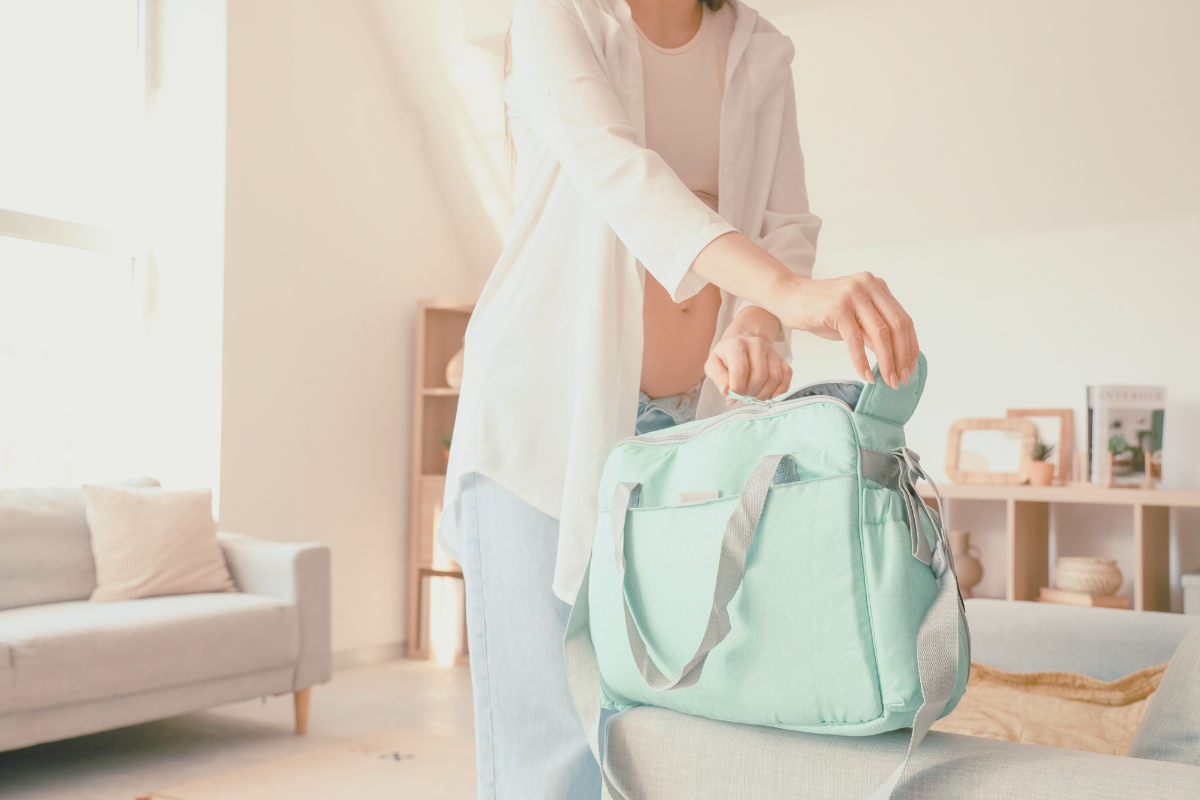 pregnant women packing a bag