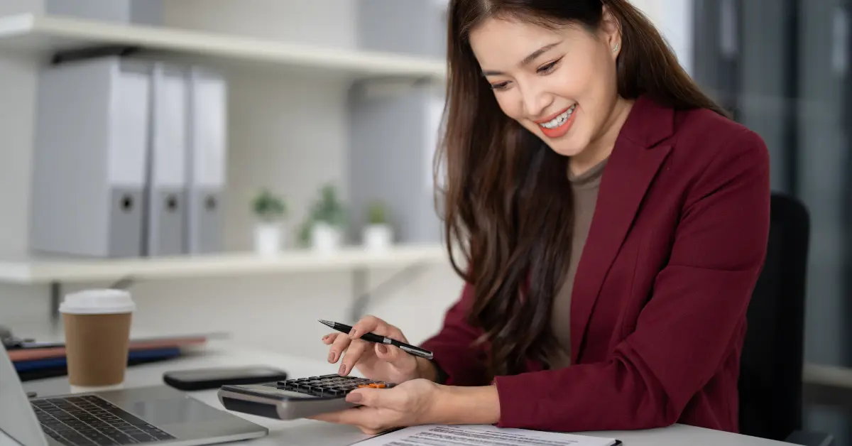 OnlyFans tax calculator being used by a creator to manage income and taxes before the FAQs section.