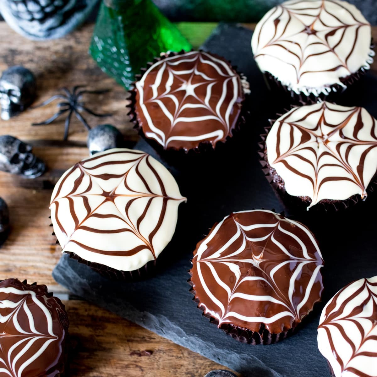 halloween treats, melted chocolate, fun snack