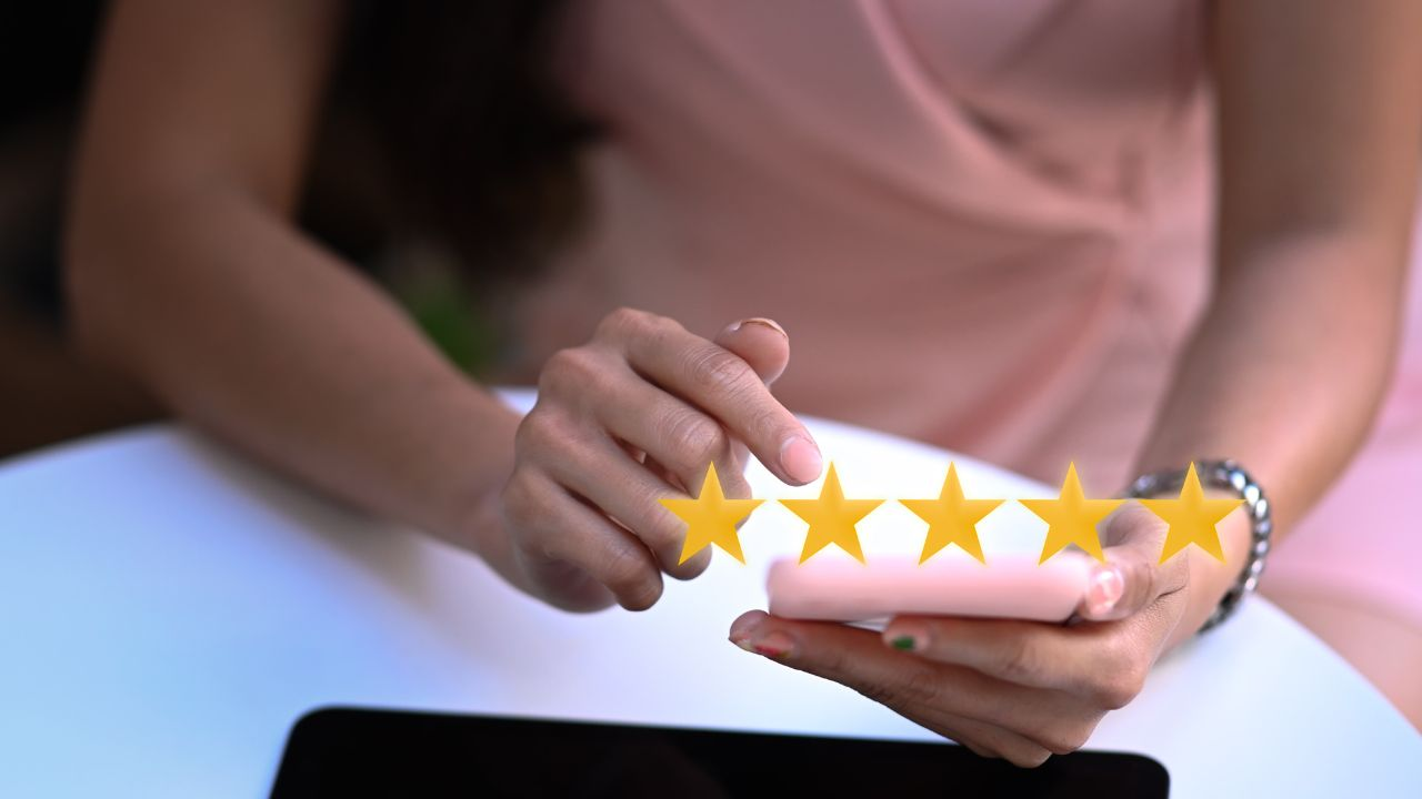 A customer giving a five star review for a custom cat product