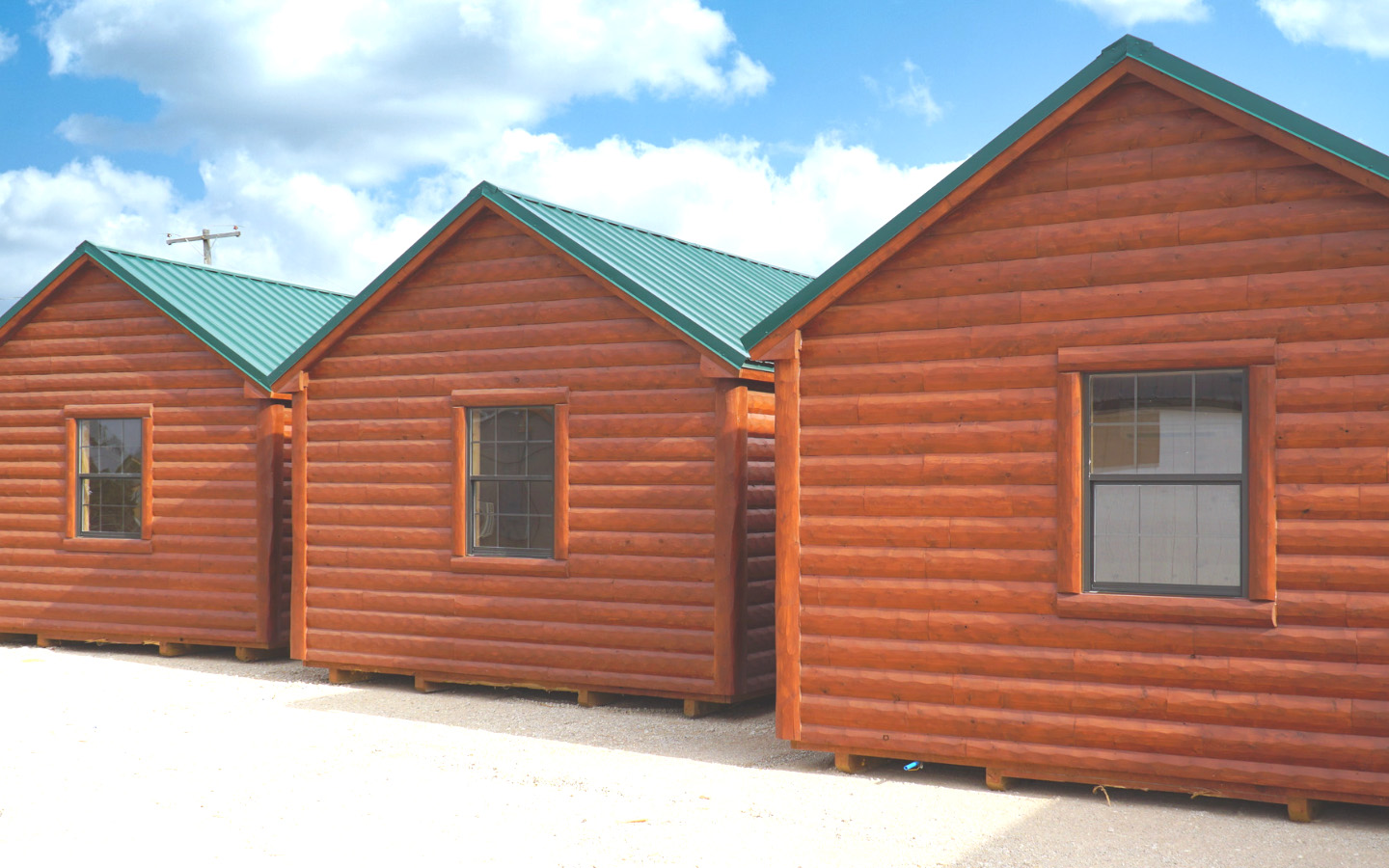 split cedar, metal roof, green metal roof, rental cabins, rental cabin