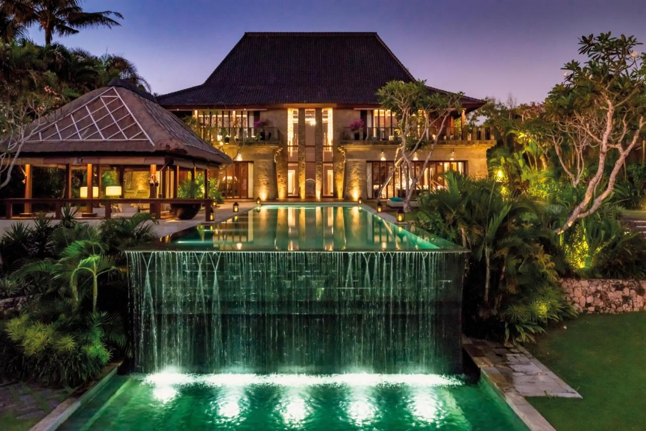 luxury hotels in ubud with guest rooms