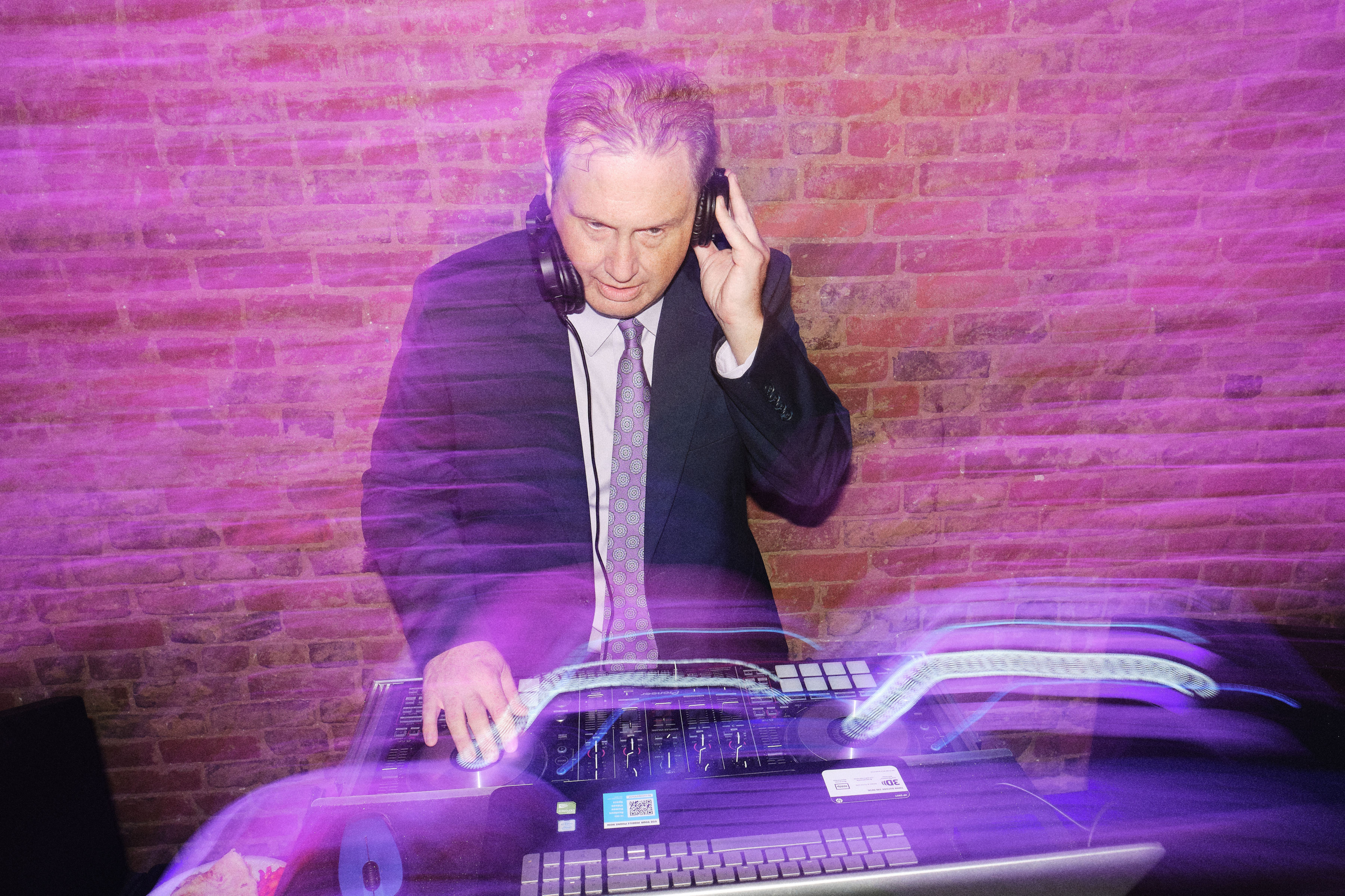 ERIC pickett the founder of pickett dynamic playing DJ