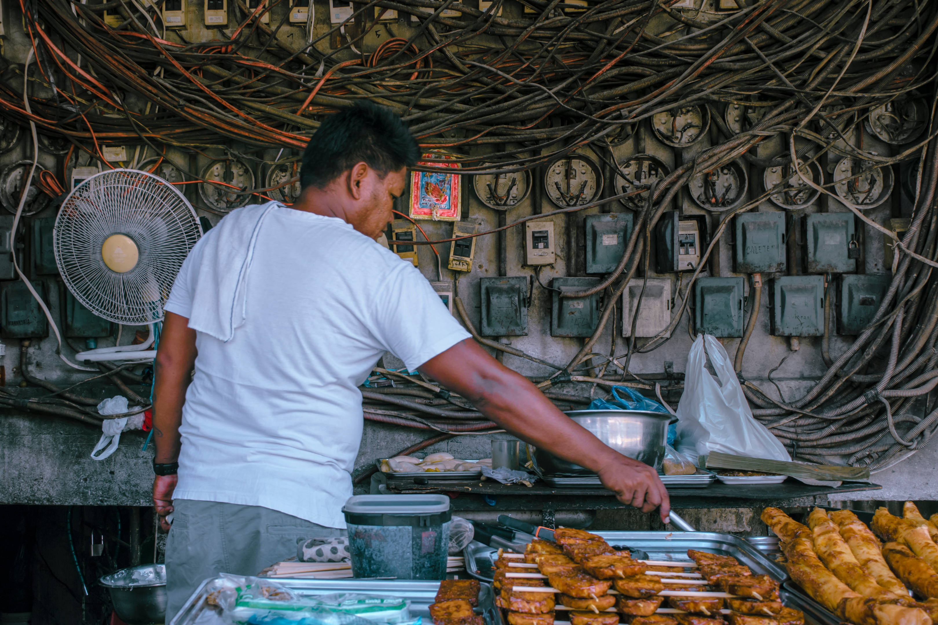 Filipinos from local daily markets are hard workers yet they can't still live comfortably | Photo from Unsplash Website