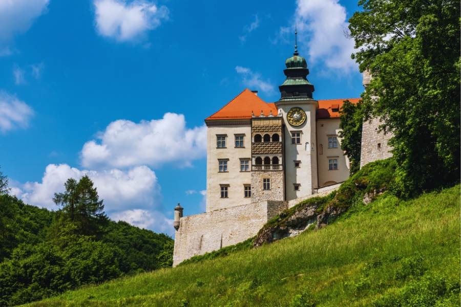 Pieskowa Skała Ojcowski Park Narodowy / fot. Canva.com