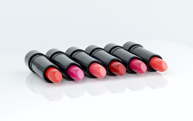 6 tubes of lipstick symbolizing how updating your product listing can improve your conversion rate