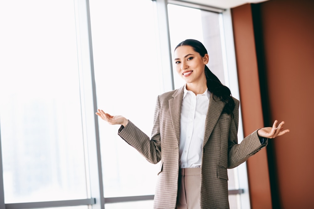 Jakie są ważne umiejętności zarządzania pracą jako sprzedawca handlowy?